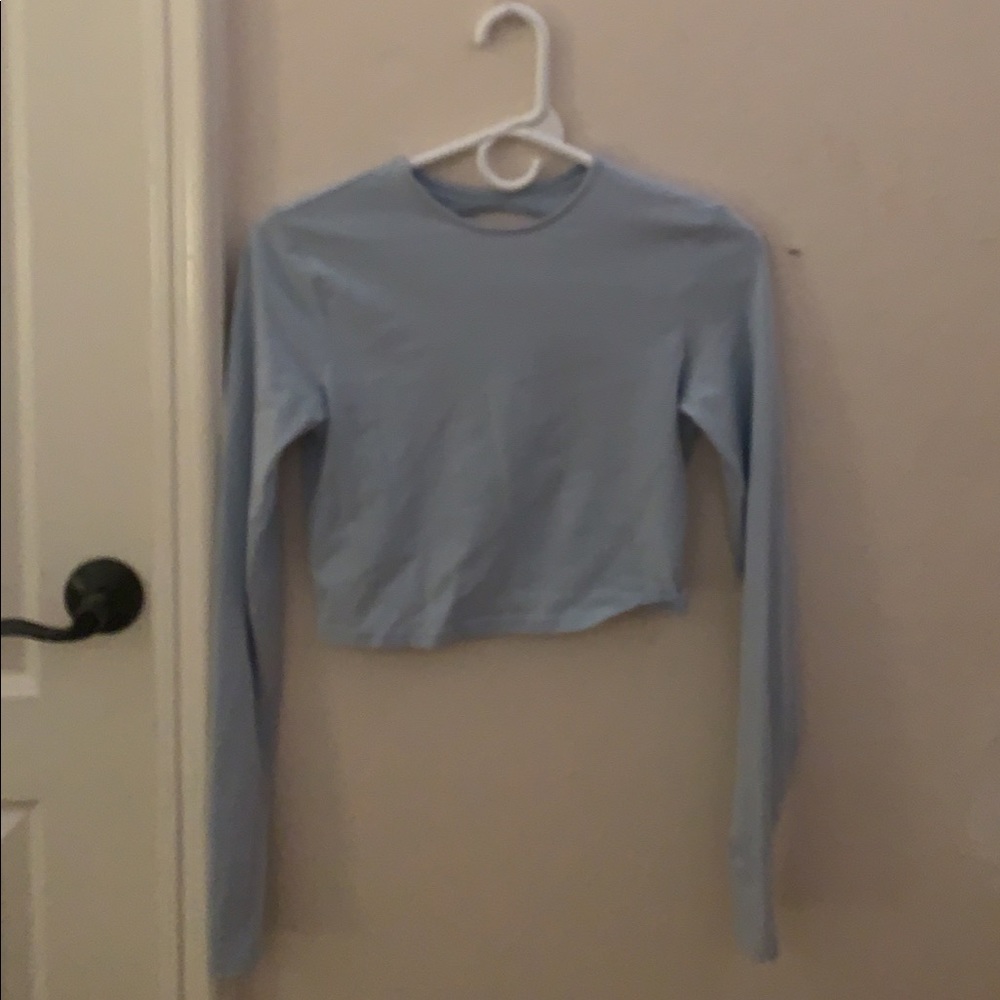 Blue long sleeve crop top!